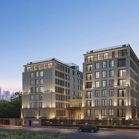 Leon Lasalle Hotel And Residences Bangkok Ngoại thất bức ảnh